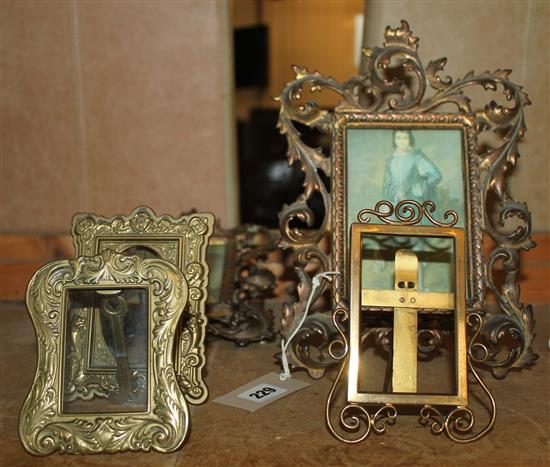 Pair photo frames & 3 others